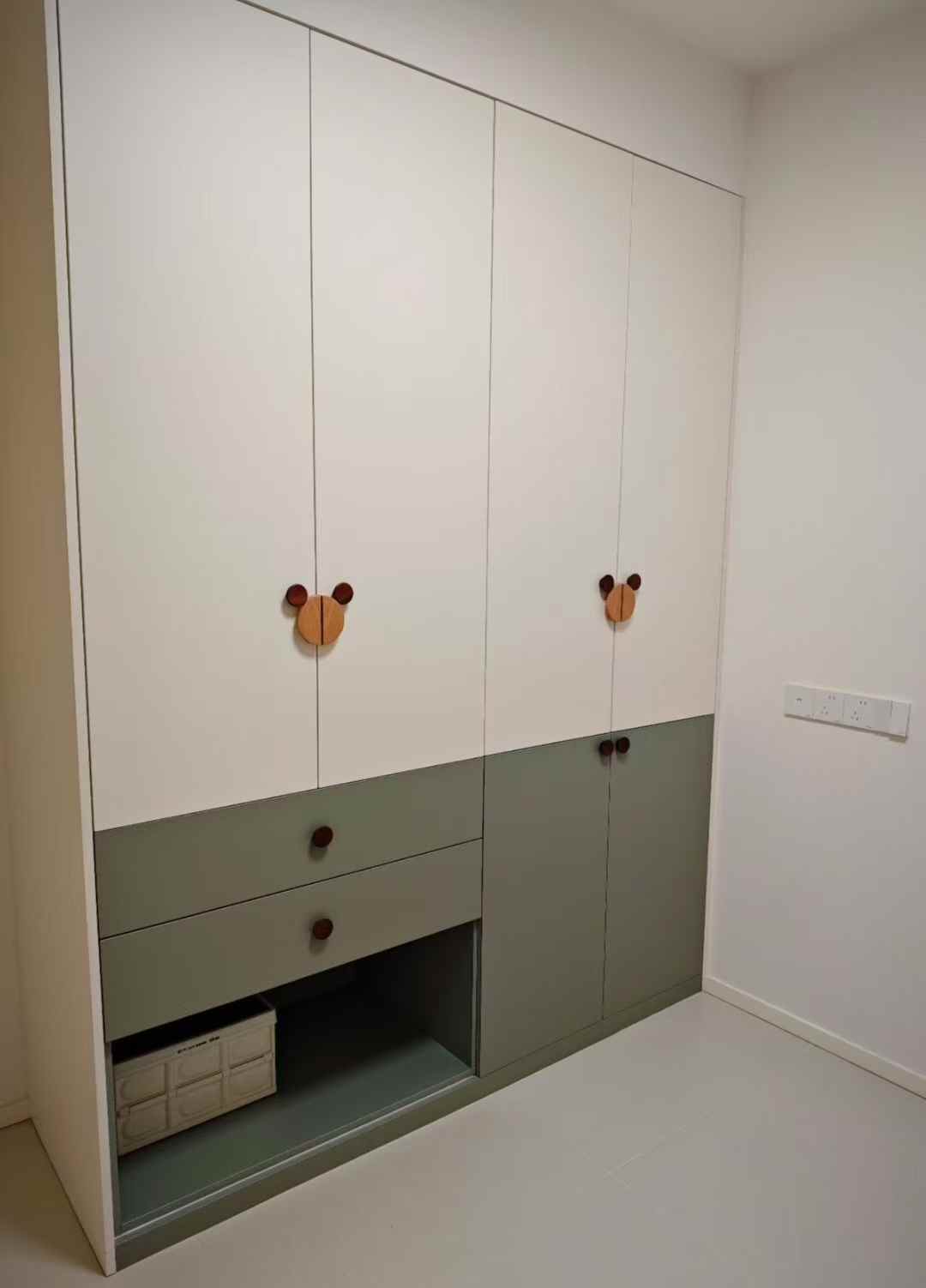 Children Room Wardrobe